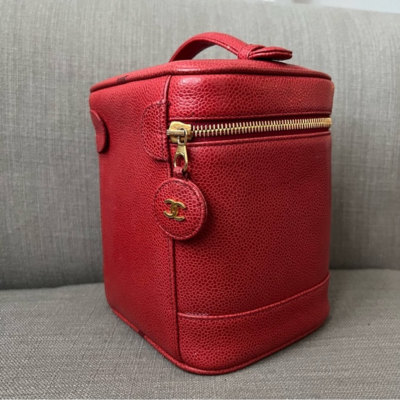 Chanel Timeless Vanity Case, Red Caviar Leather Bag - Picture 3 of 16